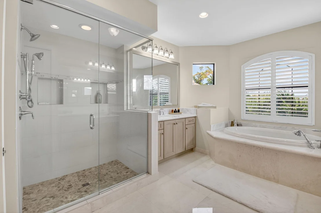 Photo of 16801 Pavilion Way
