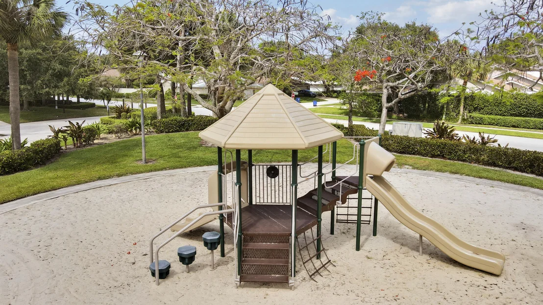Photo of 125 Harbourside Circle