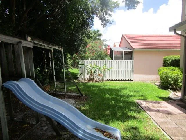 Photo of 10679 Palm Spring Drive