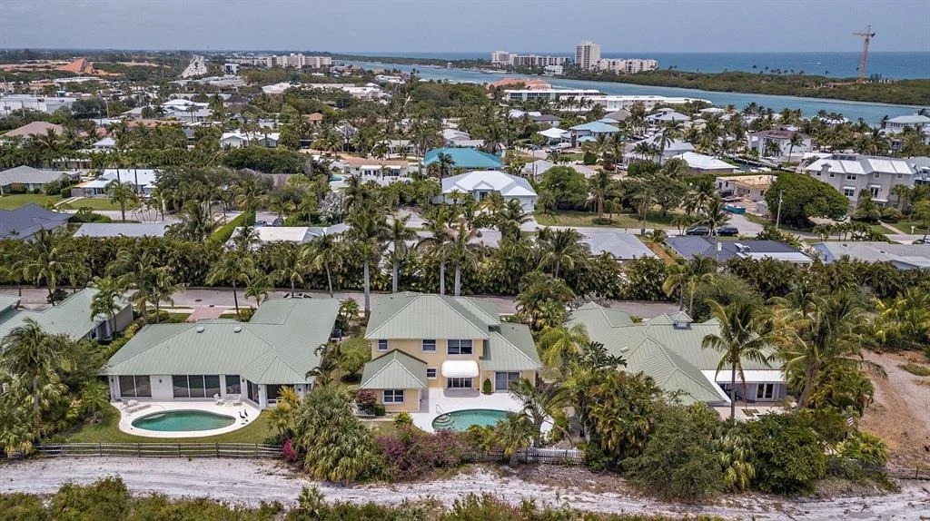 Photo of 32 Coconut Lane