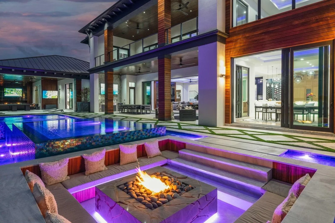 Photo of 712 Lakeside Circle