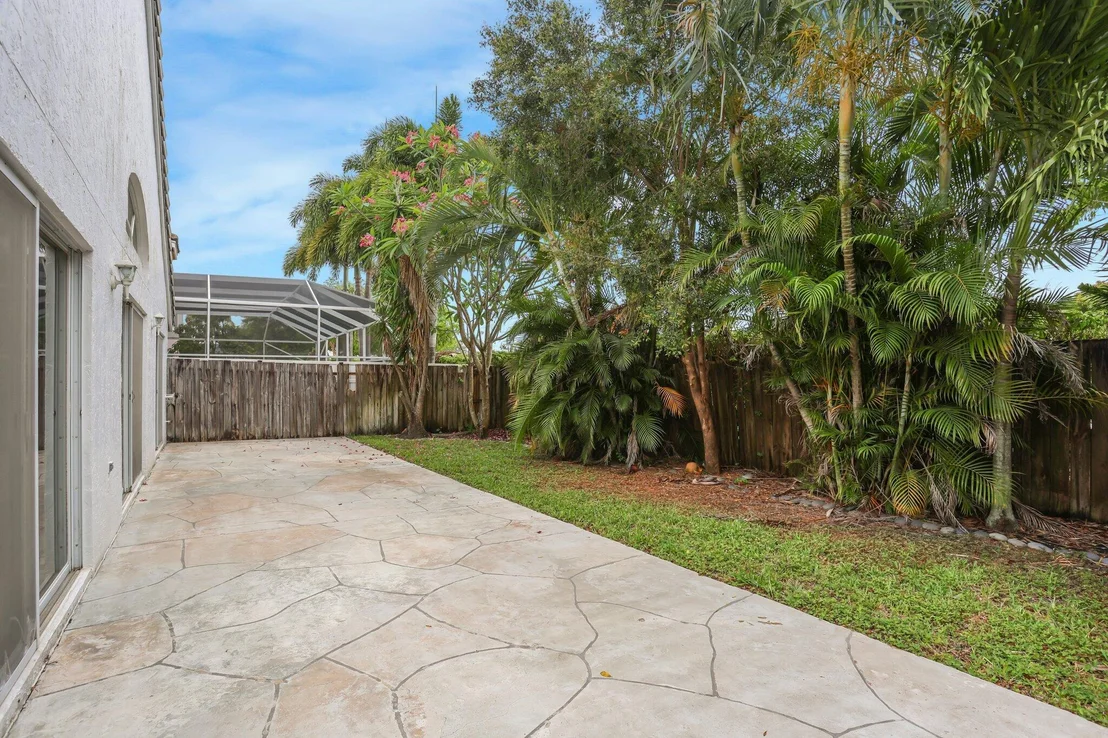 Photo of 7728 Thornlee Drive
