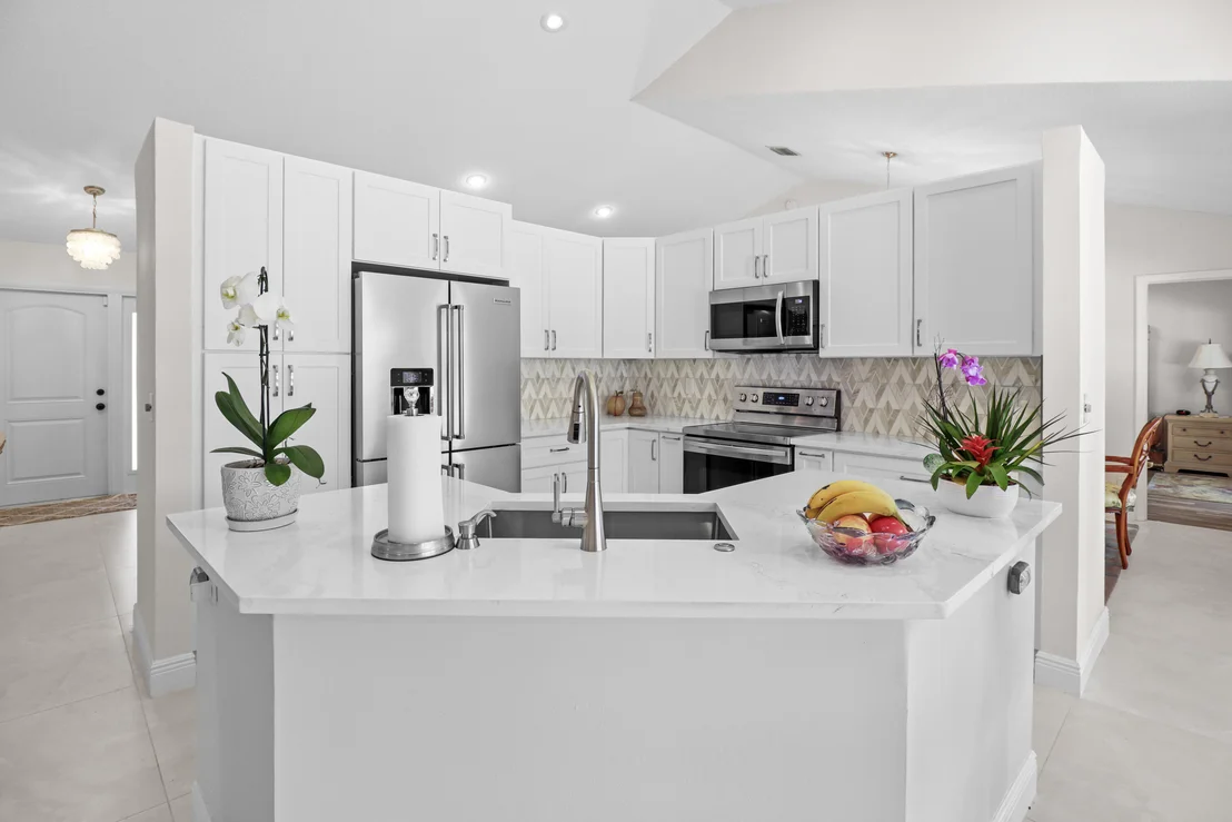 Photo of 9260 Laurel Green Drive