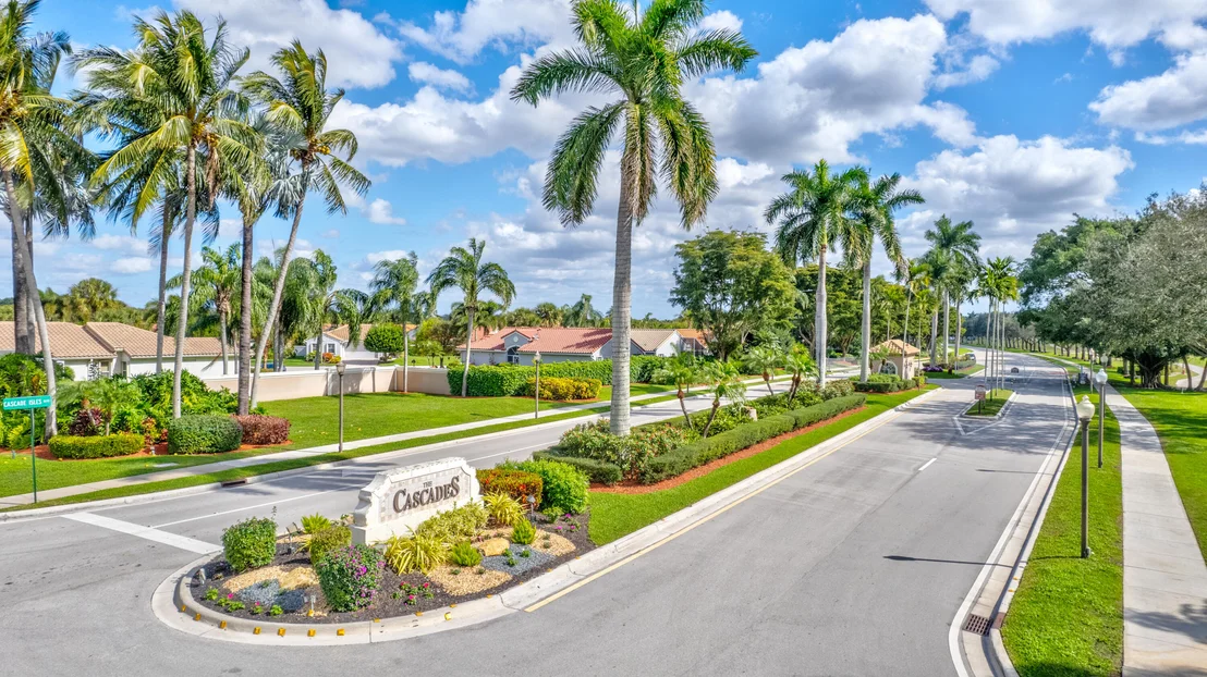 Photo of 6807 W Liseron W