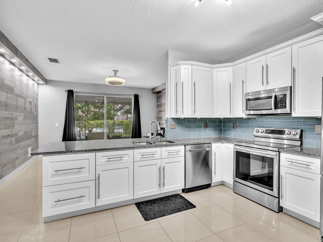 Photo of 5323 Eagle Cay Way