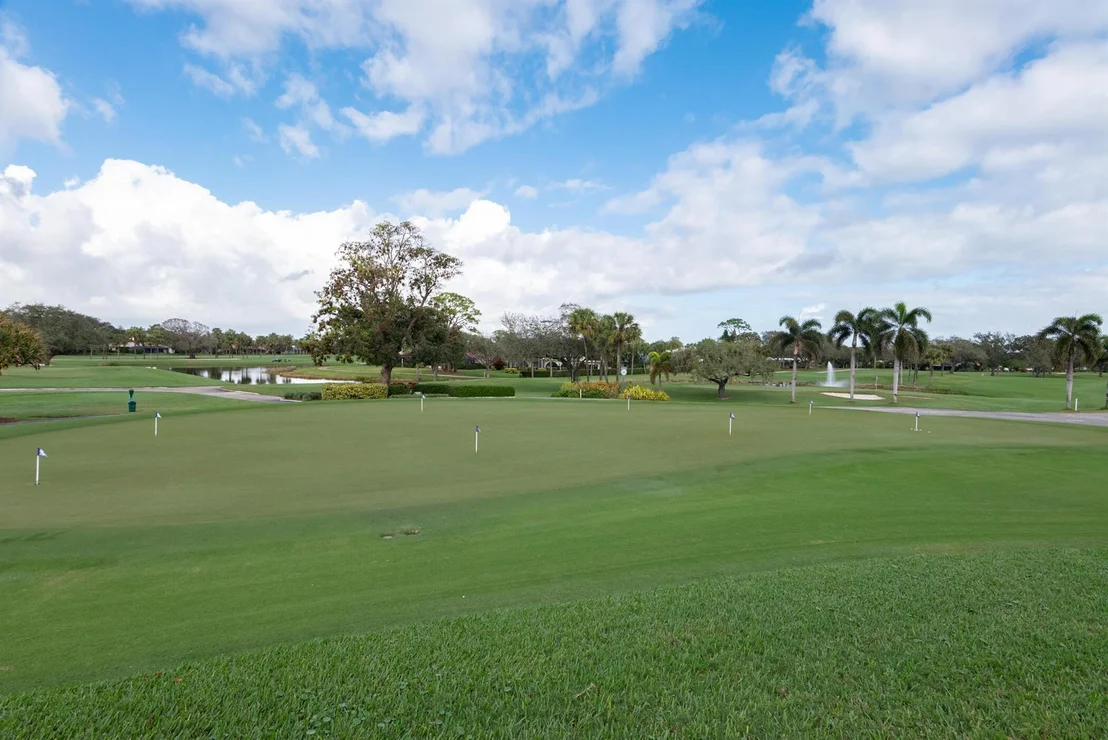 Photo of 3784 SE Fairway E