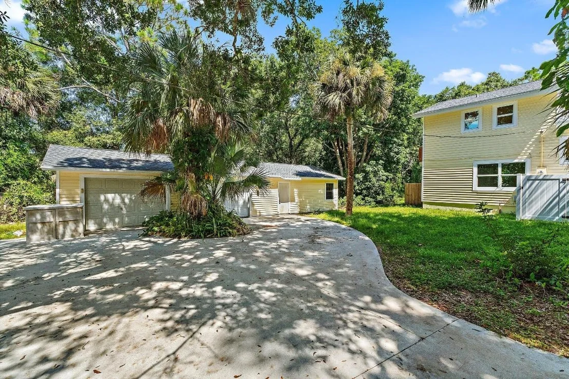 Photo of 16655 105th Drive N