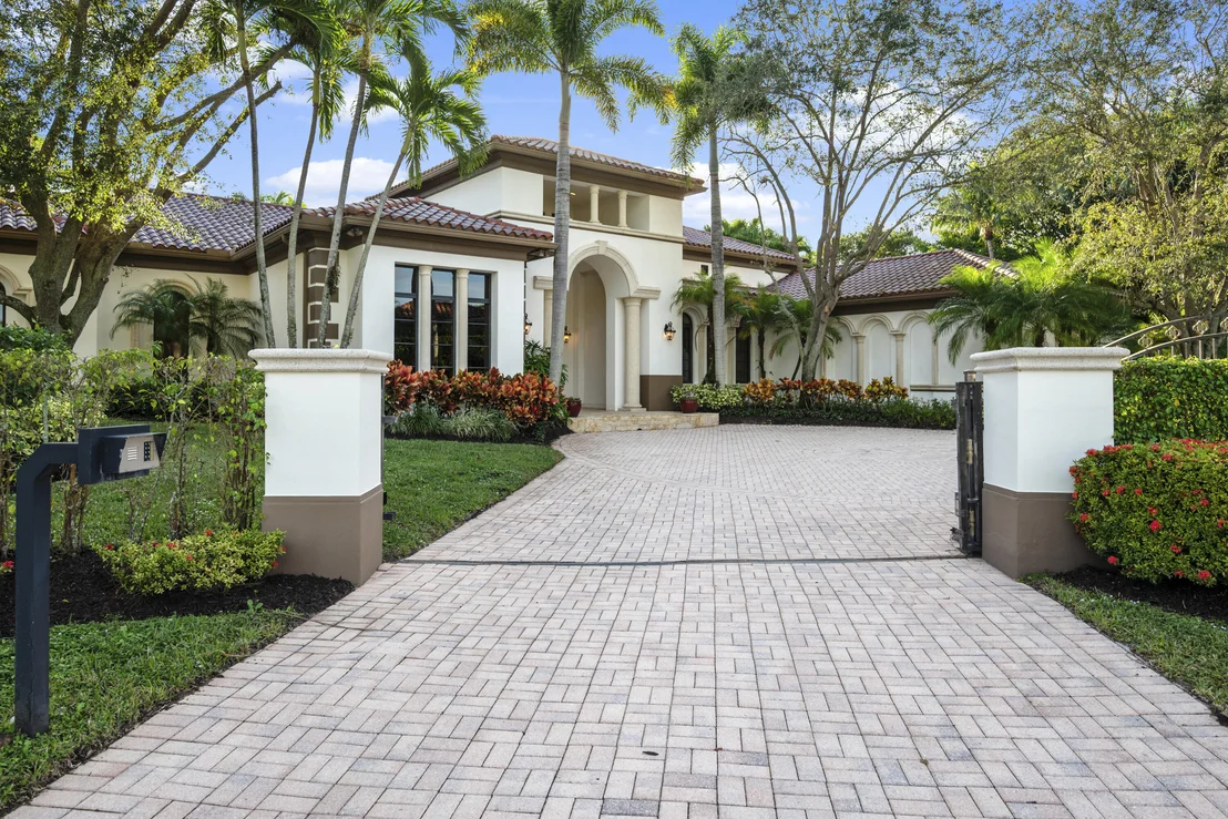 Photo of 5752 Vintage Oaks Circle