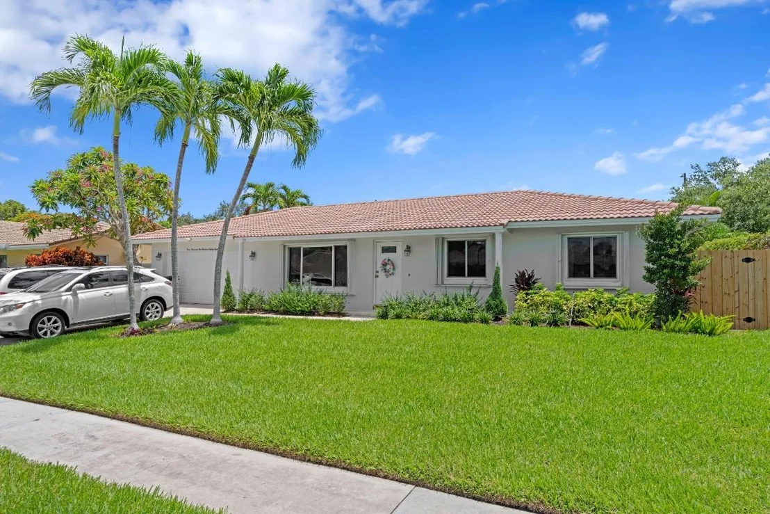 Photo of 3288 NW 25th Way