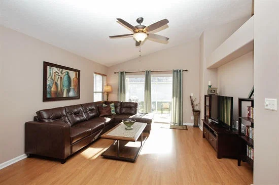 Photo of 1169 Aviary Road