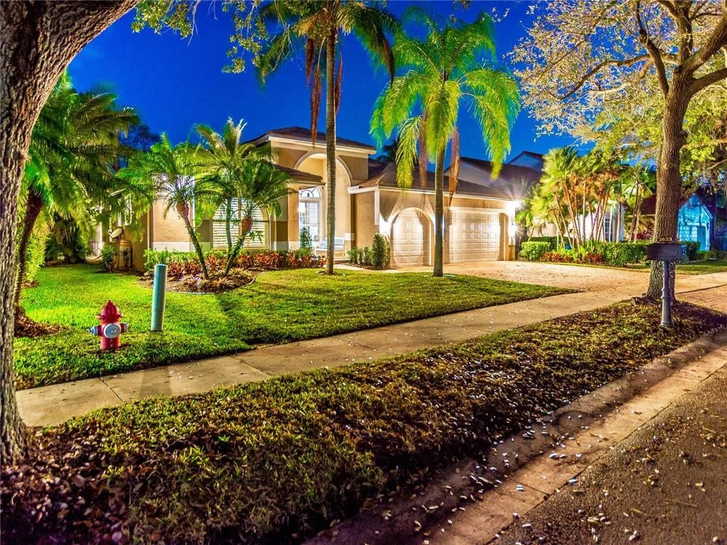 Photo of 2623 Oakbrook Drive