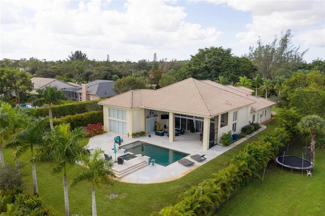Photo of 6306 NW 66th Way