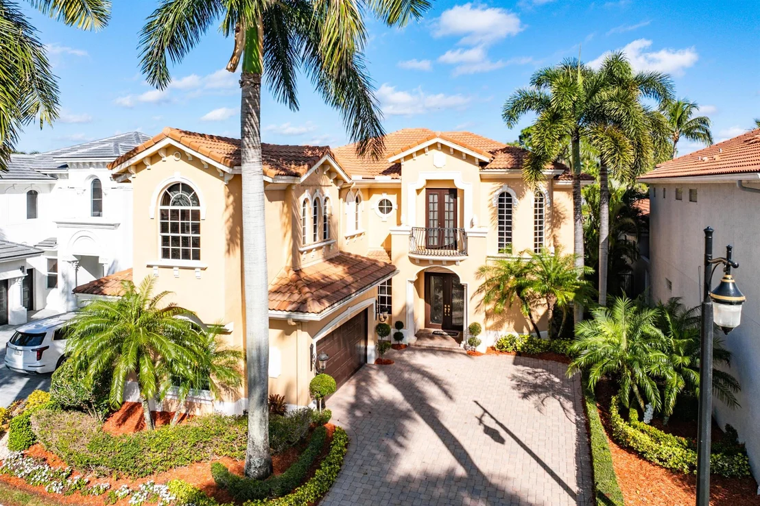 Photo of 8161 Valhalla Drive