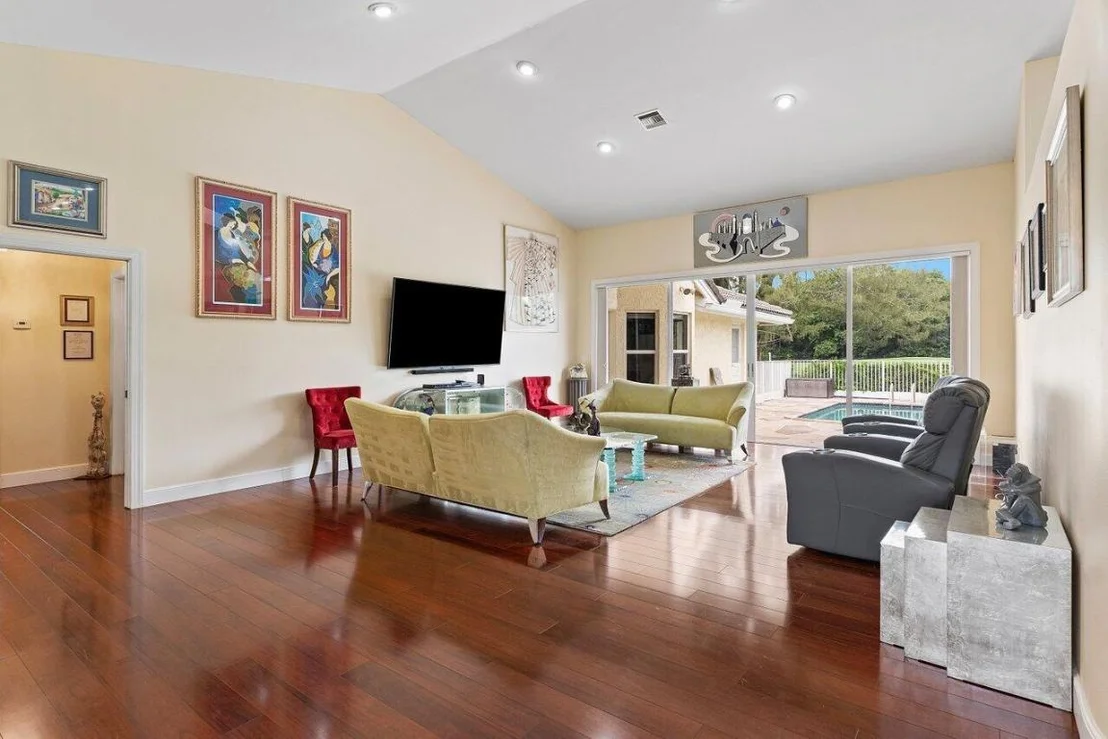 Photo of 10369 Silver Lake Drive