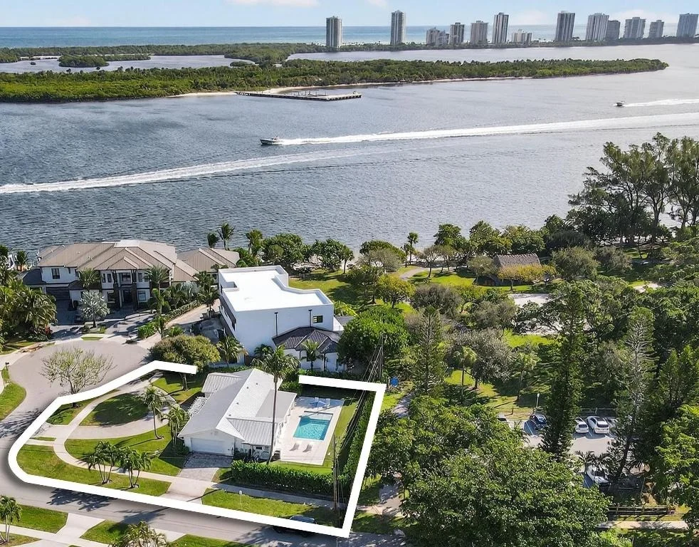 Photo of 700 Lakeside Circle