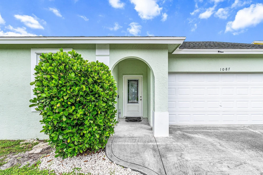 Photo of 1087 Salmon Isle