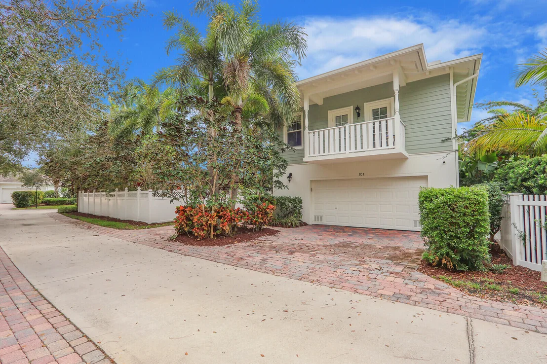 Photo of 101 Saint Pierre Way