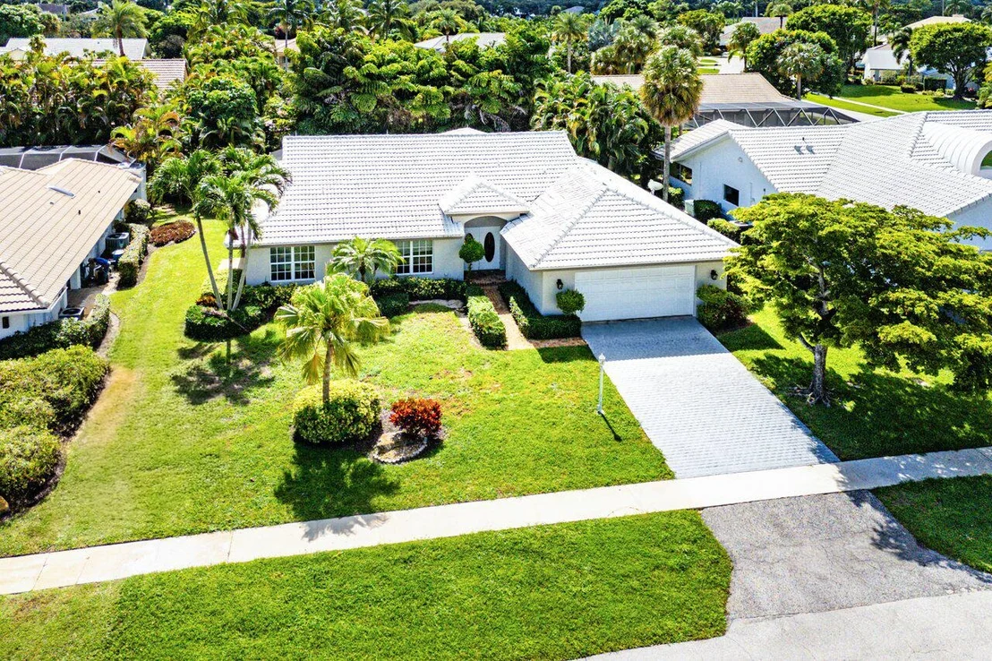 Photo of 4572 White Cedar Lane