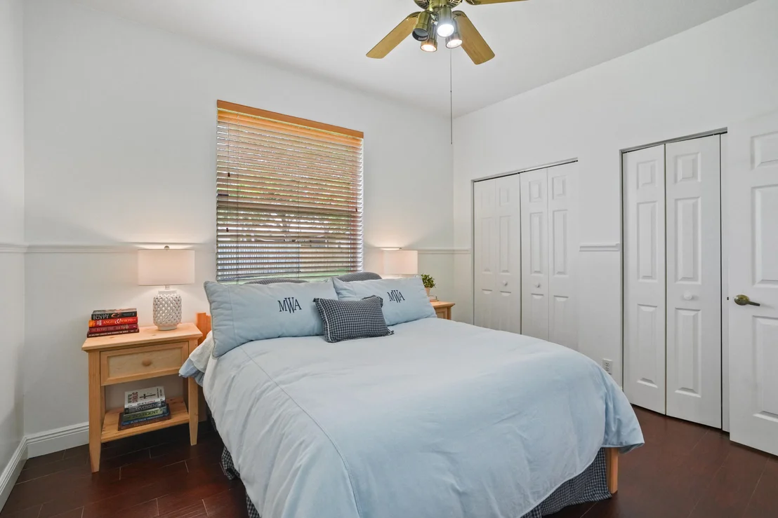 Photo of 16245 Seneca Circle