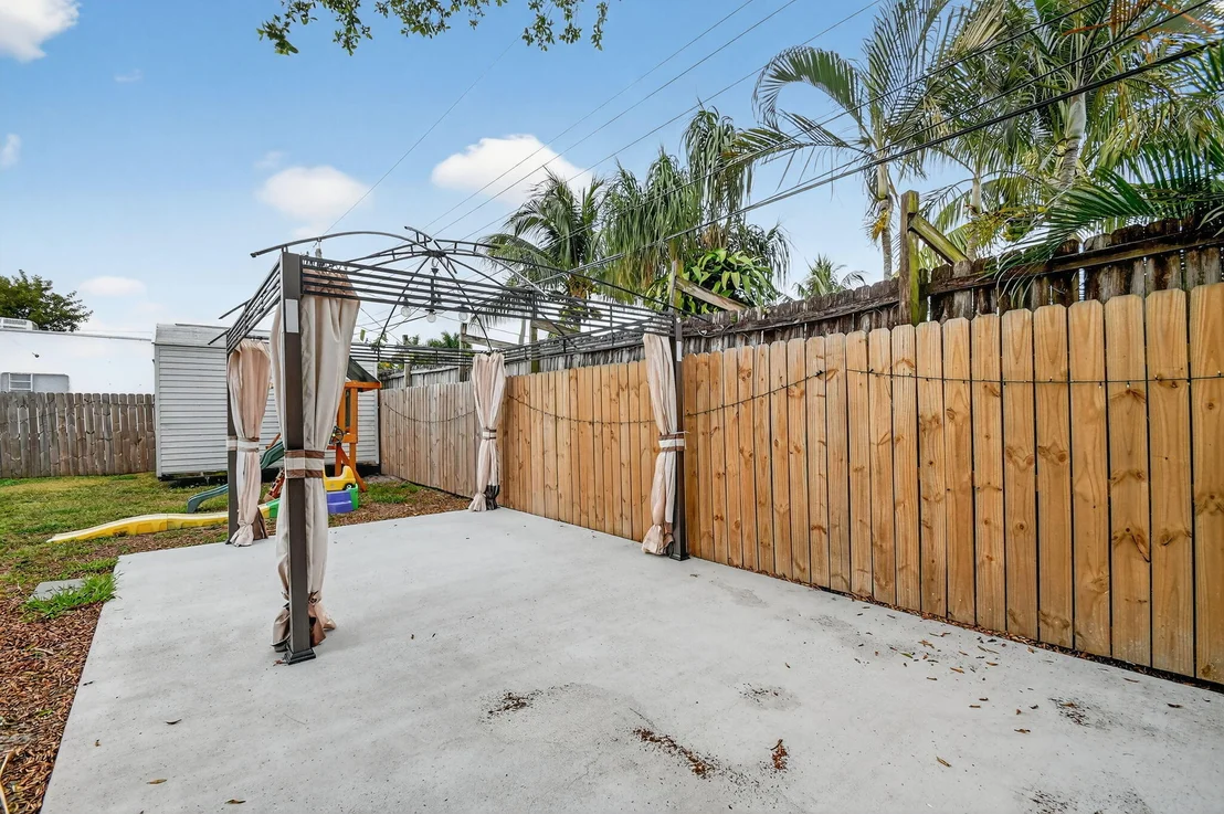Photo of 419 Cheyenne Drive