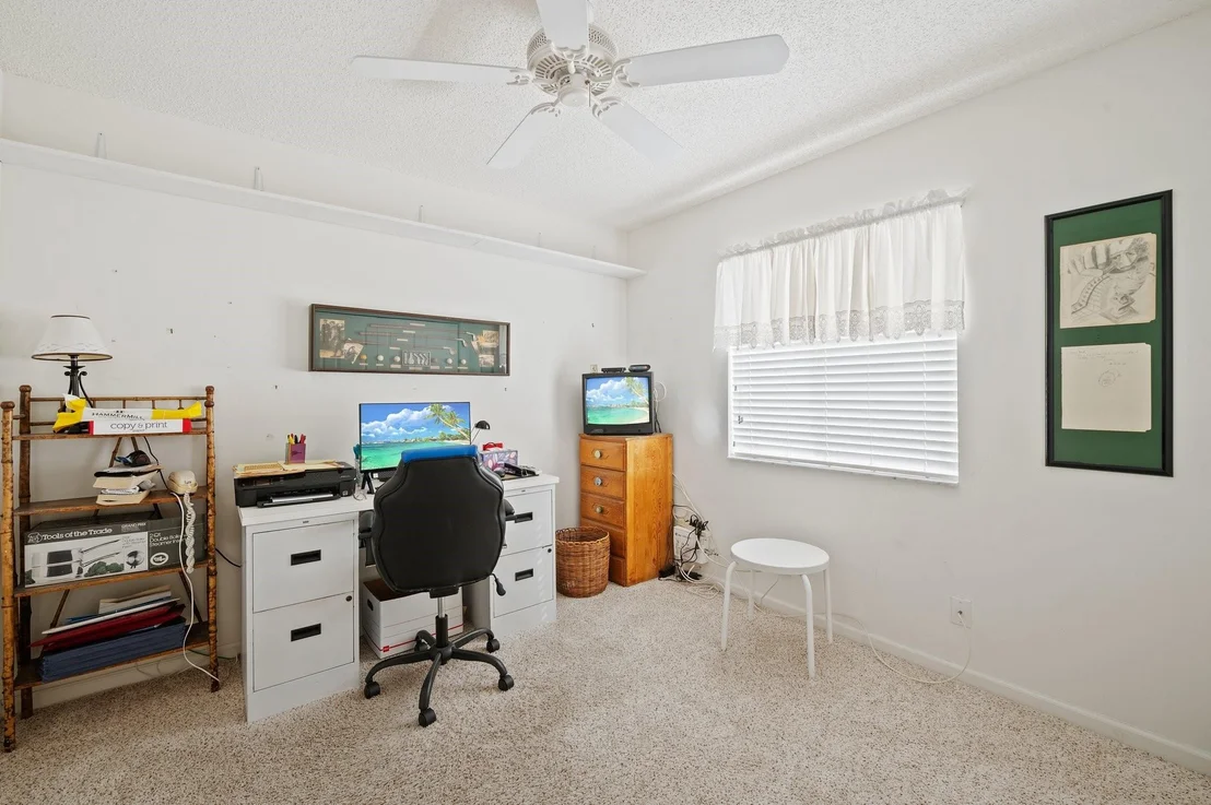 Photo of 1120 Alexander Bend