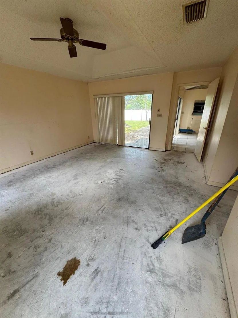 Photo of 702 Enfield Road
