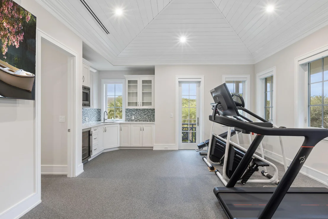 Photo of 1222 N Ocean Boulevard