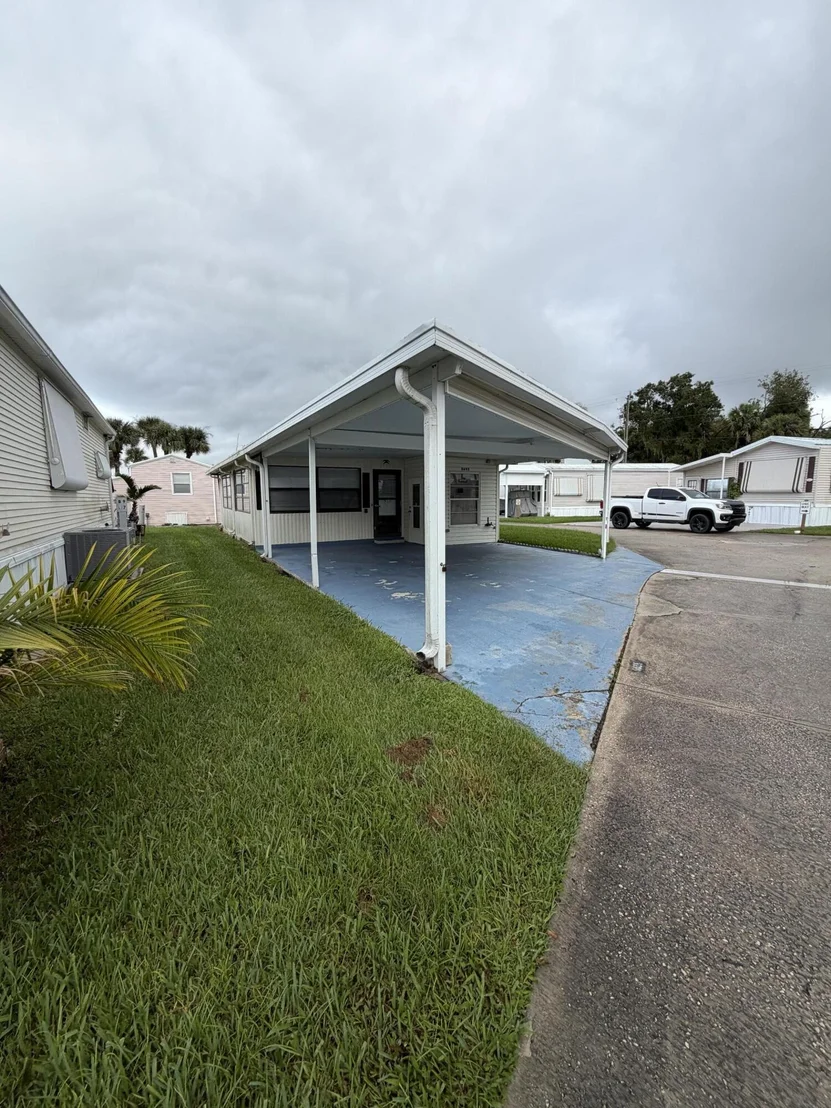 Photo of 6695 SE 56TH Street