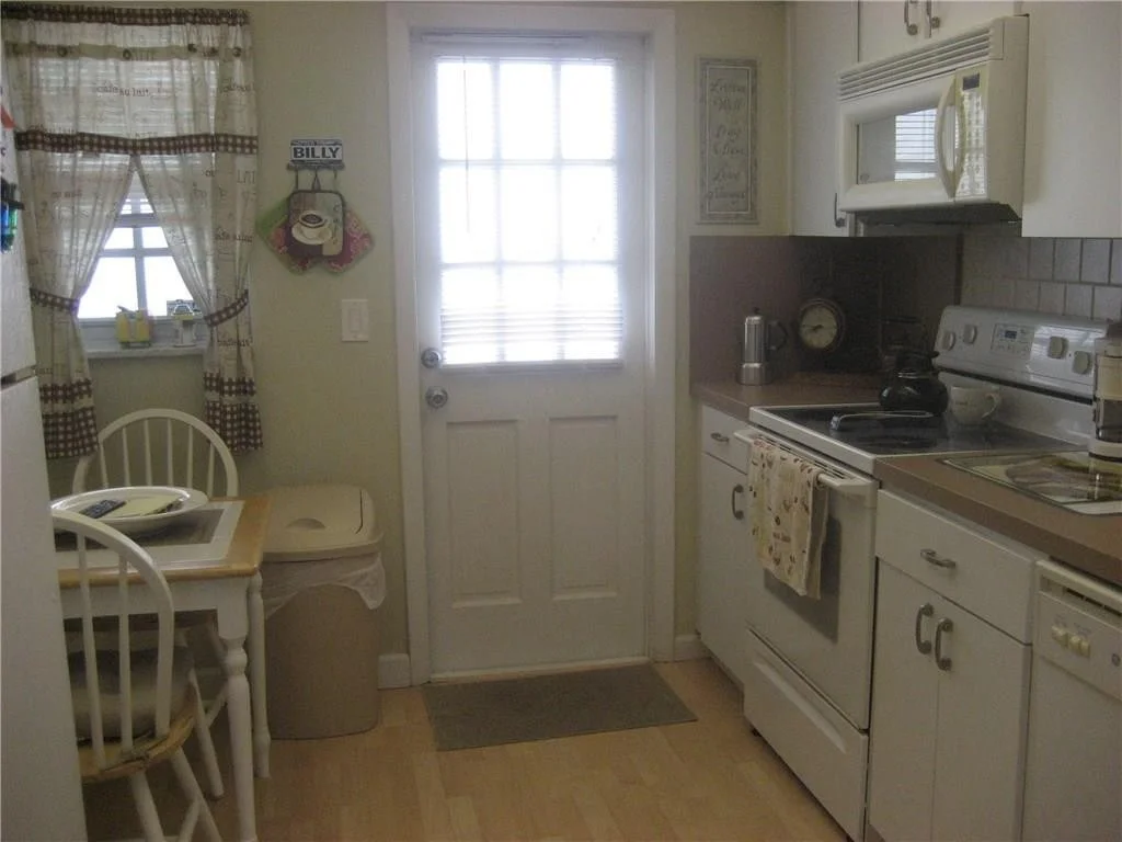 Photo of Unit 705 at 9101 W Sample Road