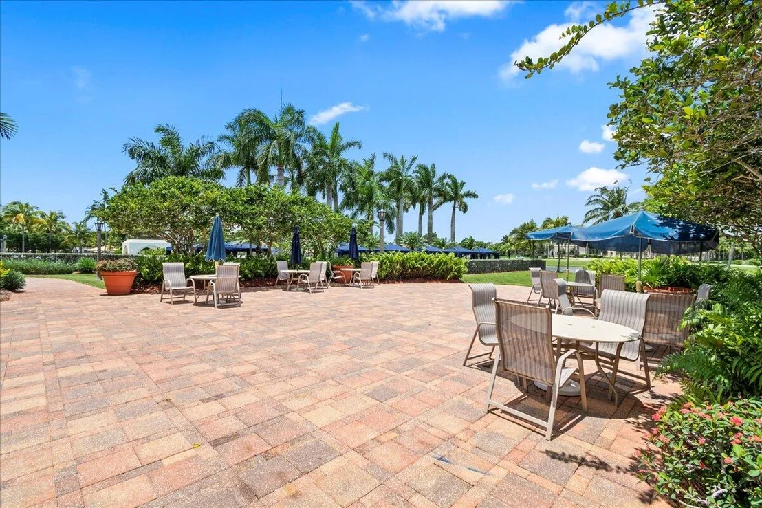 Photo of 9918 Warner Lane