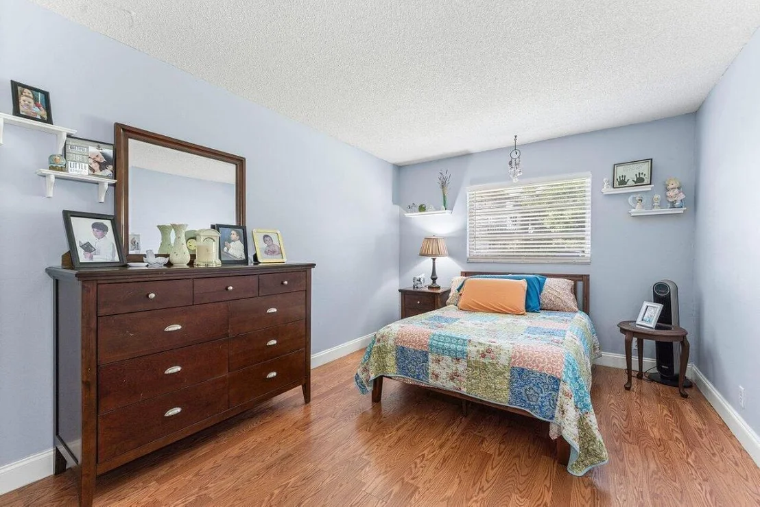 Photo of 5455 Pine Tree Drive