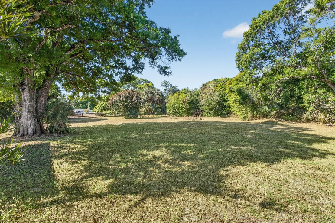 Photo of 17619 103rd Terrace N