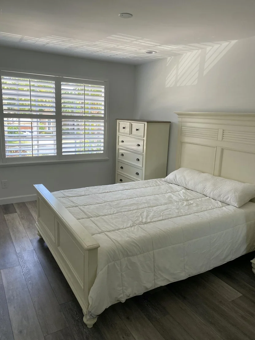 Photo of 4883 N Classical Boulevard