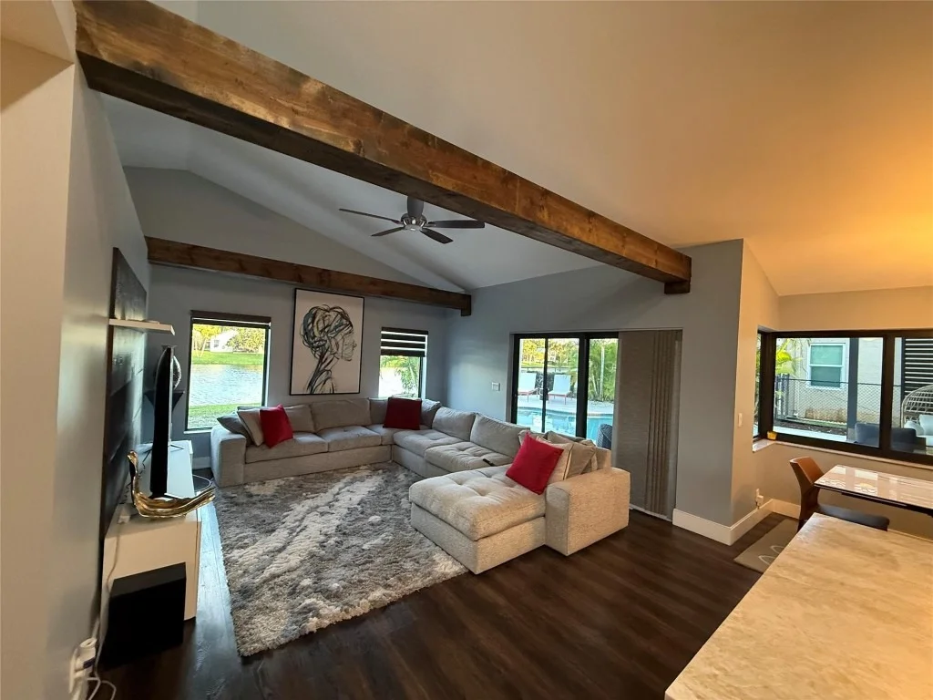 Photo of 2702 E Orchard Circle