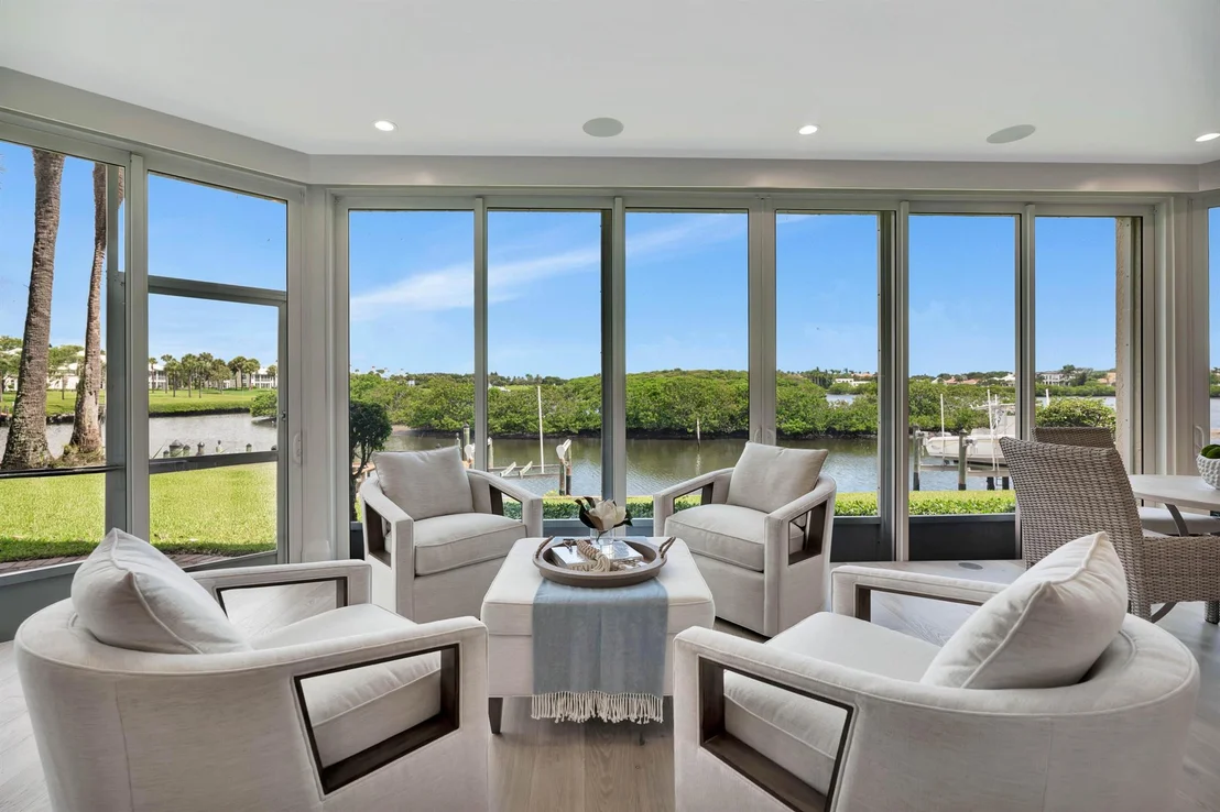 Photo of 260 Eagle Drive