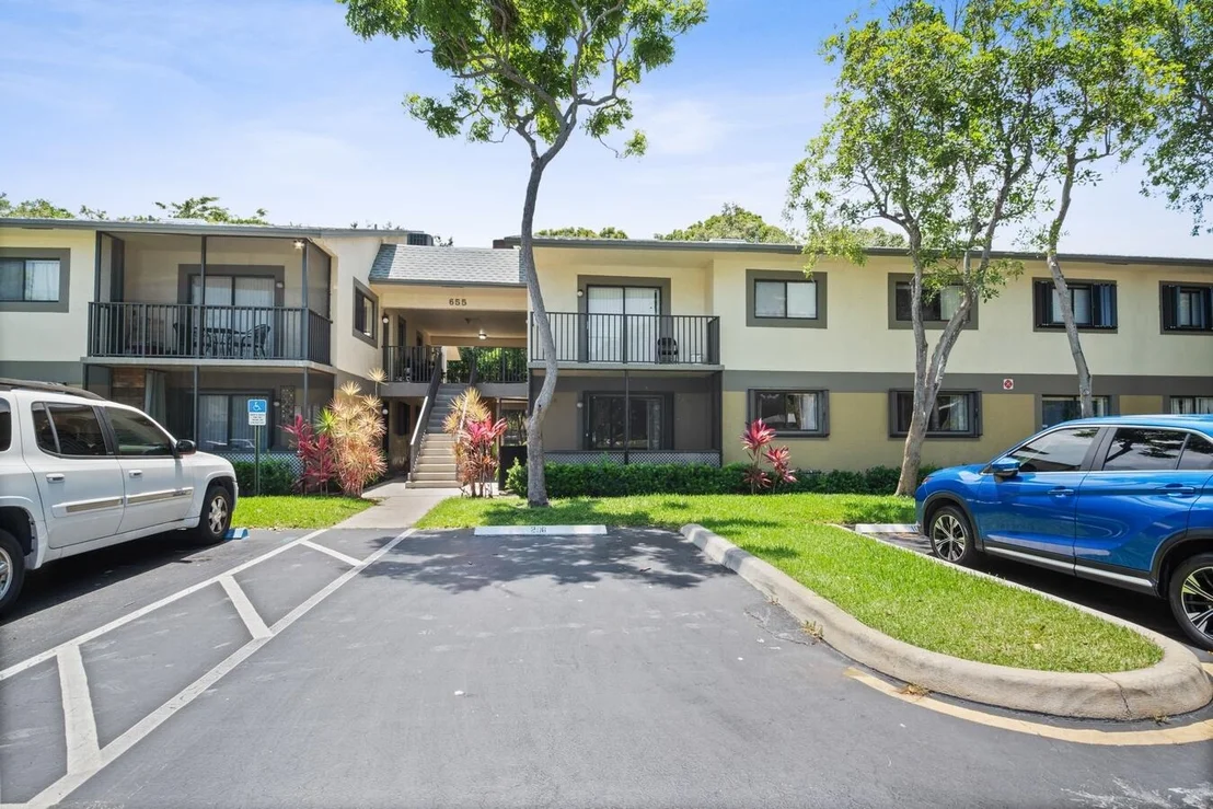 Photo of Unit 105 at 655 Trace Circle