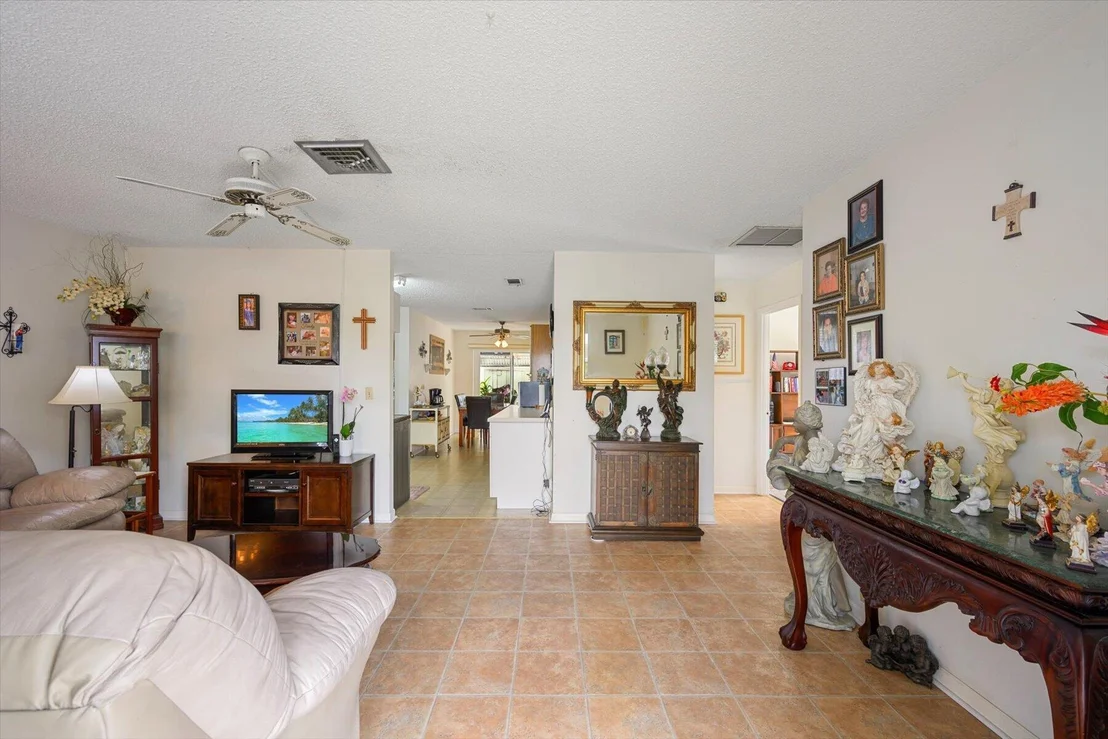 Photo of 4624 Toga Way