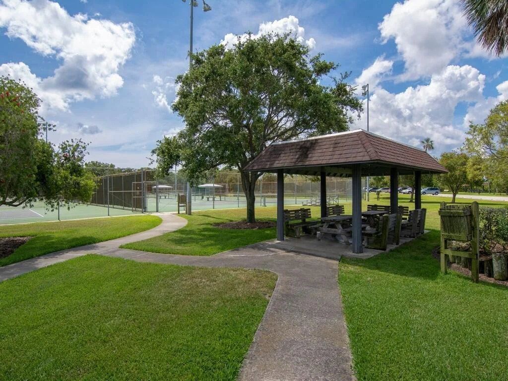 Photo of 6125 7th Lane
