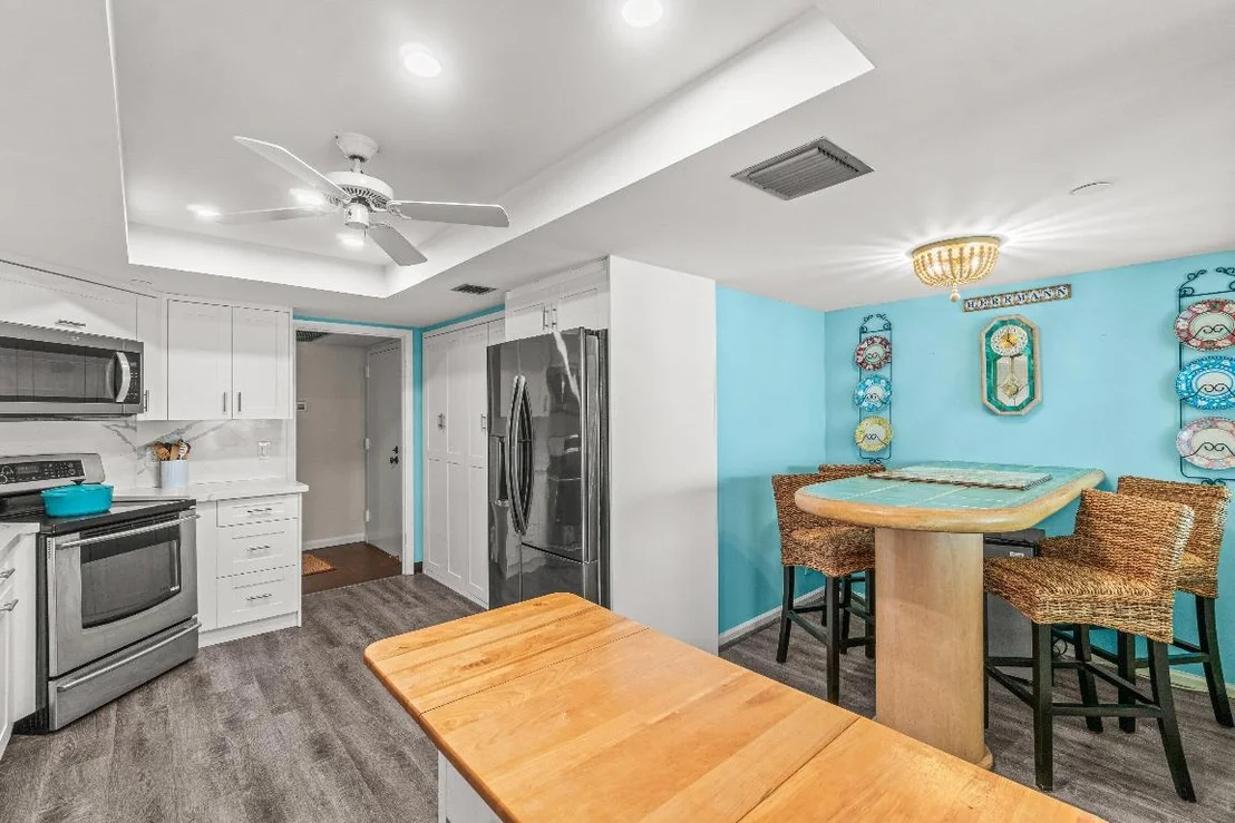 Photo of Unit 708 at 4301 N Ocean Boulevard