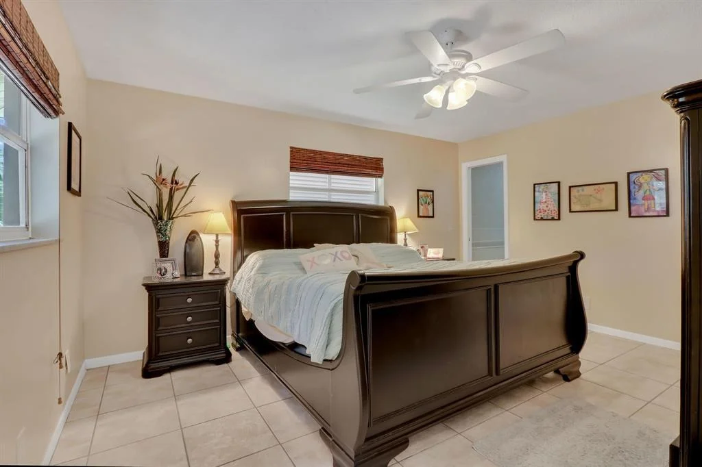 Photo of 574 N Dover Road