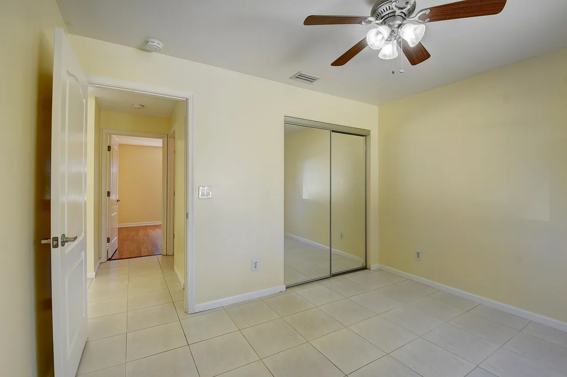 Photo of 742 W Ocean Drive