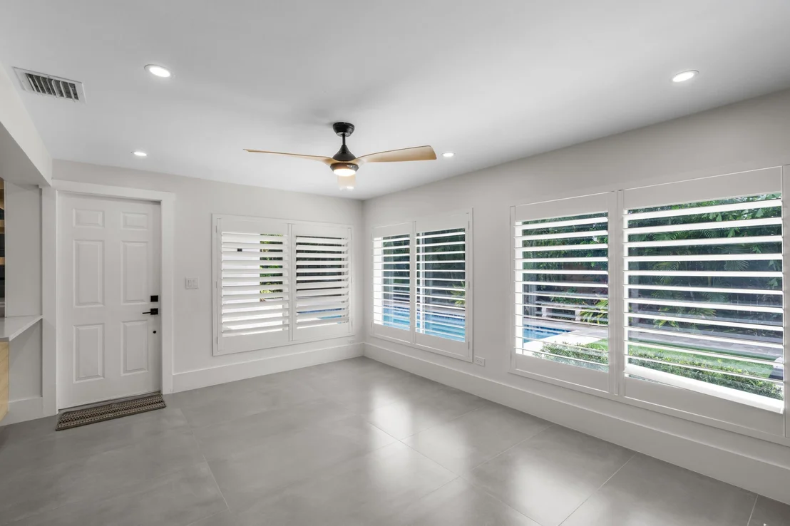 Photo of 450 NE 5TH Circle
