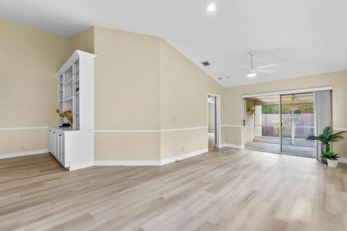 Photo of 5227 Grande Palm Circle