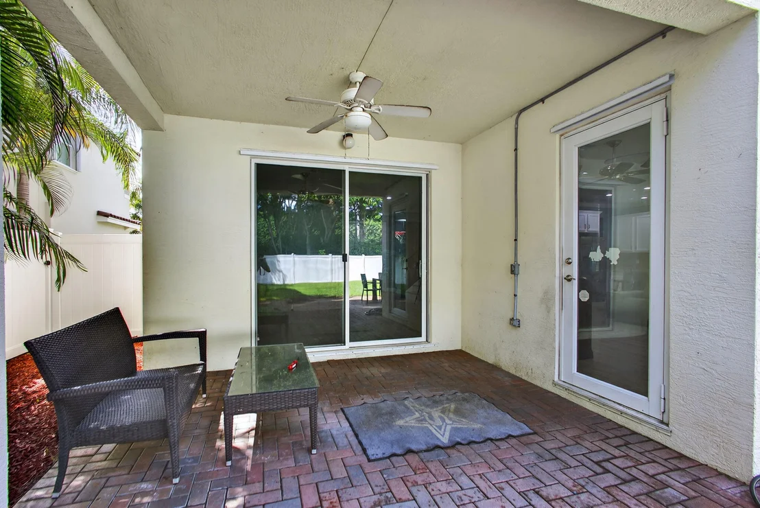 Photo of 9583 Phipps Lane