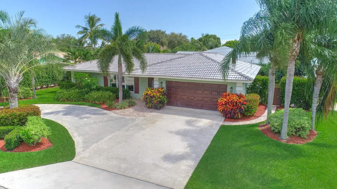 Photo of 618 Sunshine Drive