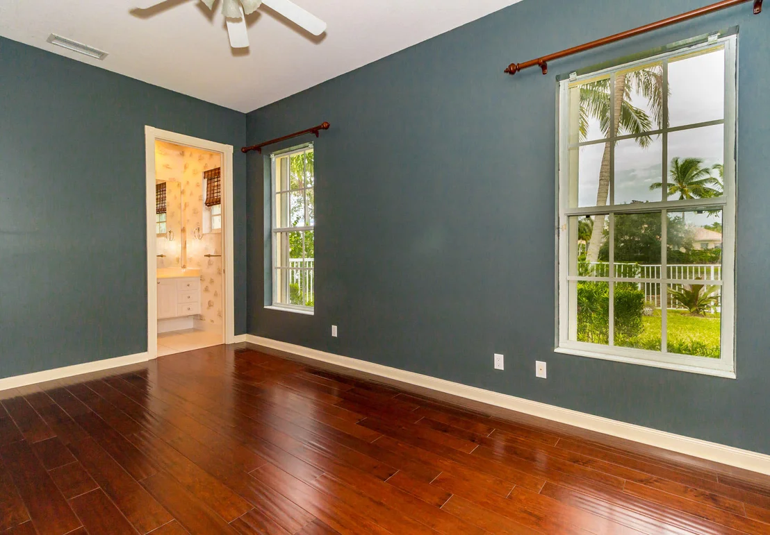 Photo of 7646 Red River Road