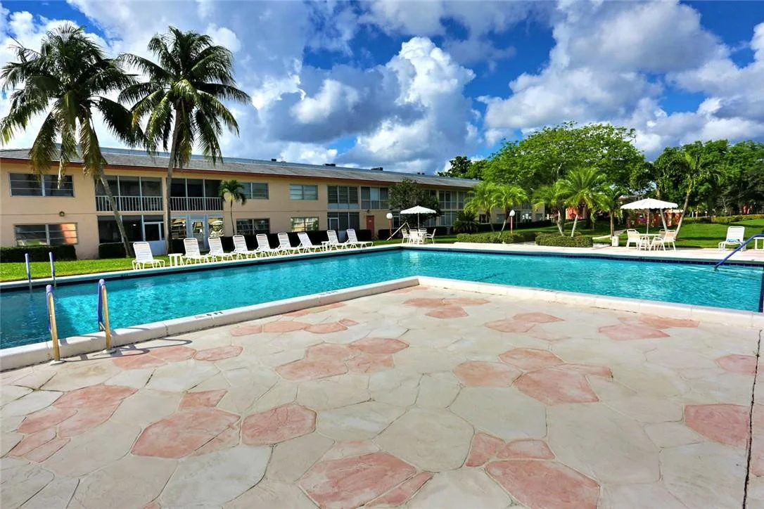 Photo of Unit B2 at 1108 Bahama Bend