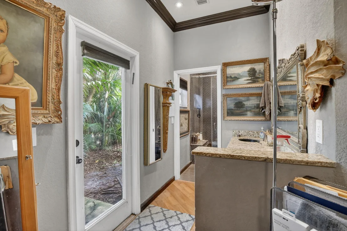 Photo of 8106 N Savannah Circle