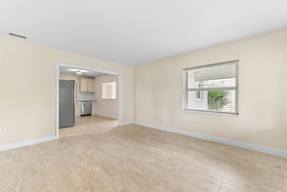 Photo of 123 Silver Beach Road