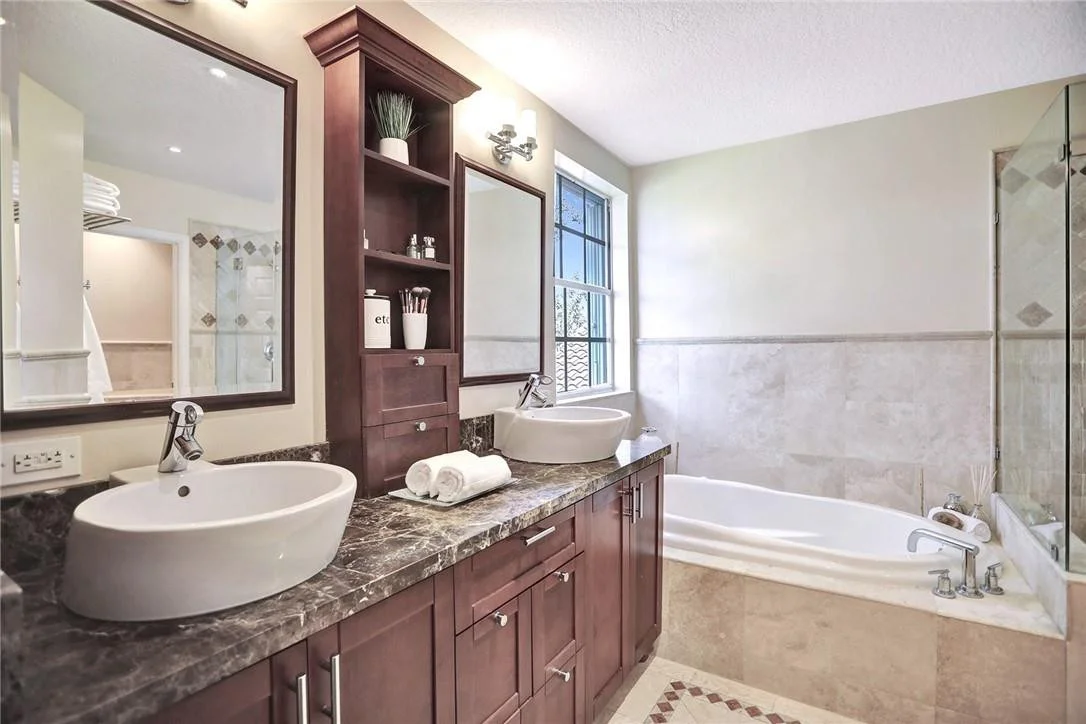 Photo of 325 Cameron Drive